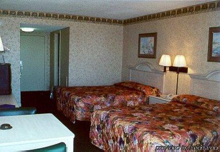 マートルビーチ シー デューンズ オーシャンフロントモーテル 部屋 写真